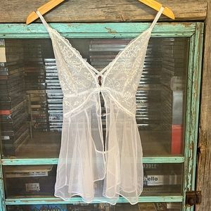 NWOT VS White Chemise